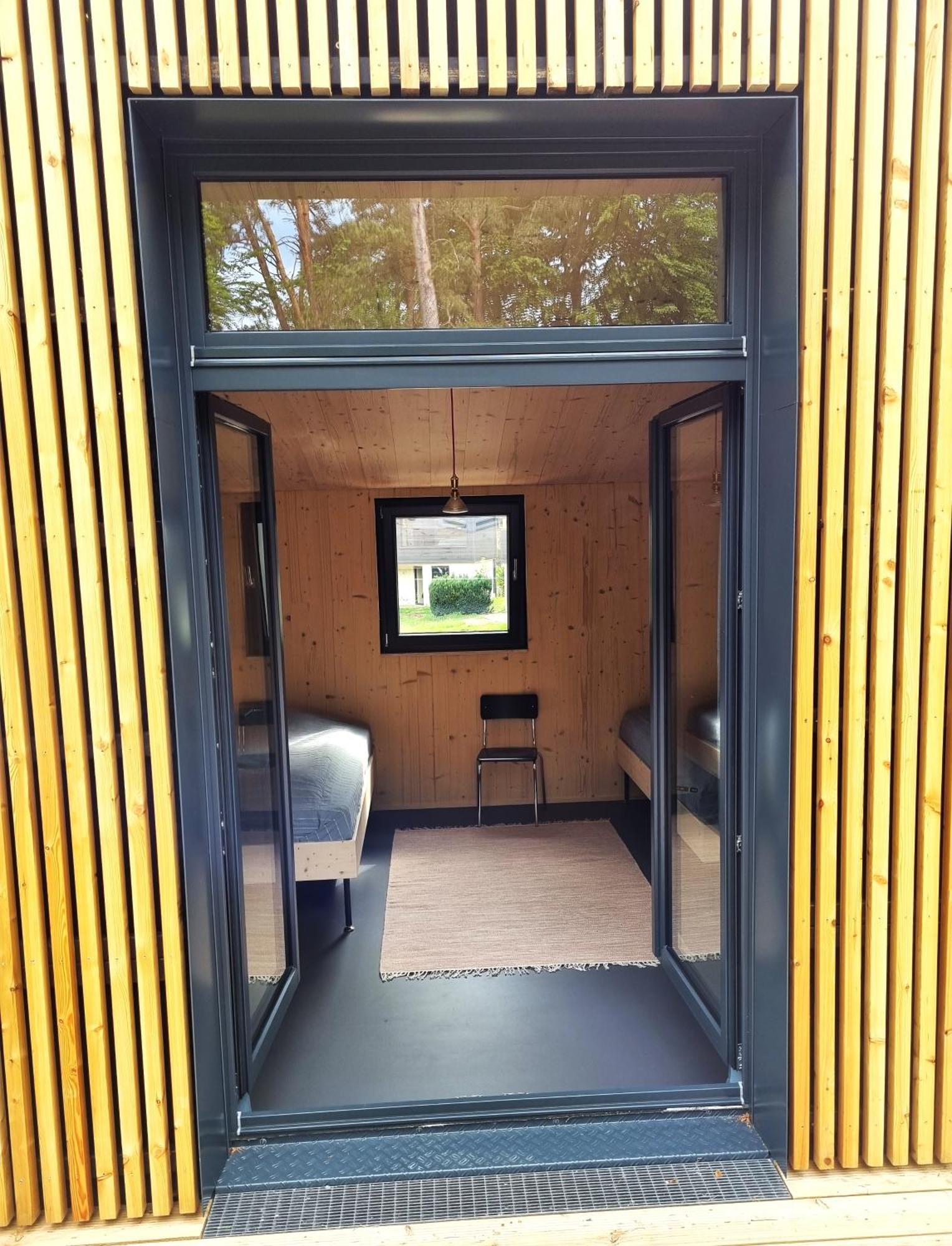 Ferienhaus Direkt Am See Uckermark テンプリーン エクステリア 写真